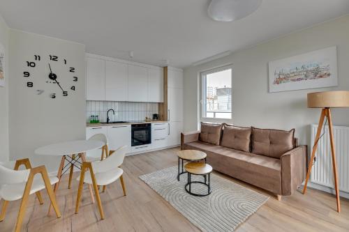 Horizon 88 - Sea View by Grand Apartments