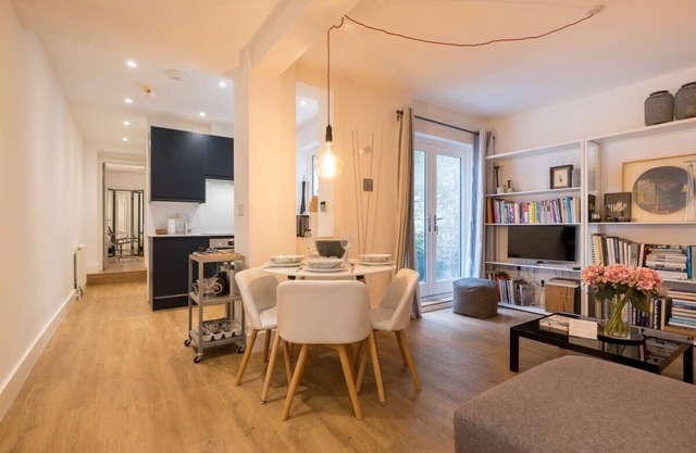 Host & Stay | Osbourne Rest