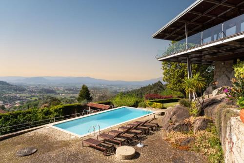 Host Wise - Luxurious House with Private Pool Amazing views