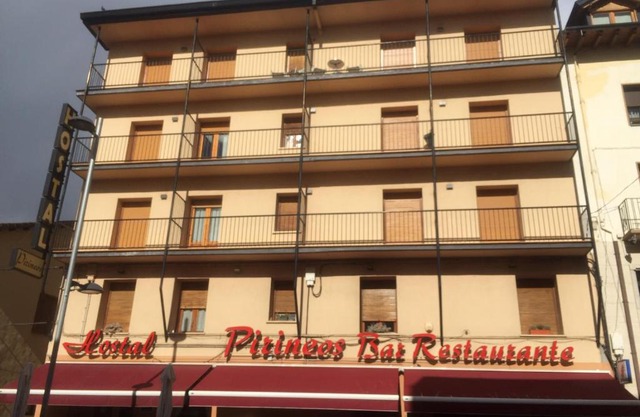 Hostal Pirineos Ainsa