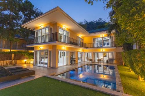 Hot Tub With Ocean Views 4br Newly Renovated V166