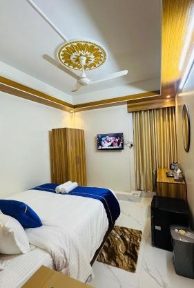 Hotel Blue Sky Six Floor