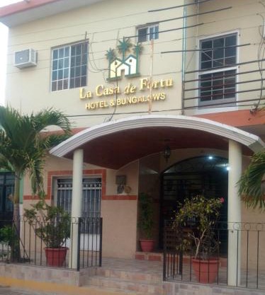 Hotel & Bungalows La Casa de Fortu