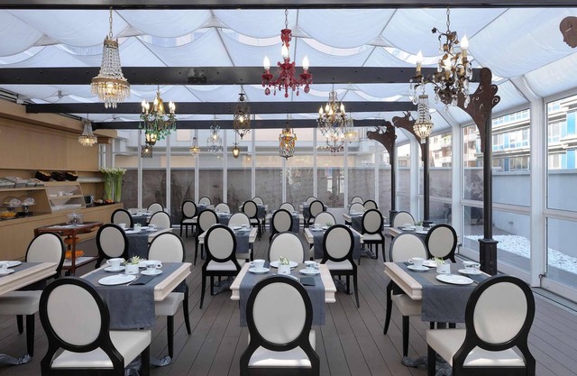 Hotel Caravel