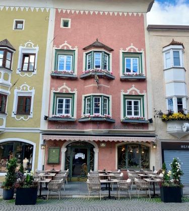 Hotel Goldenes Kreuz - since 1605