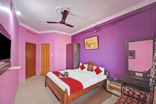 Hotel GRG Varanasi Paradise Varanasi - Perfect Location - Parking Facilities - Restaurant Available