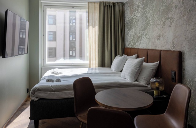 Hotel H28