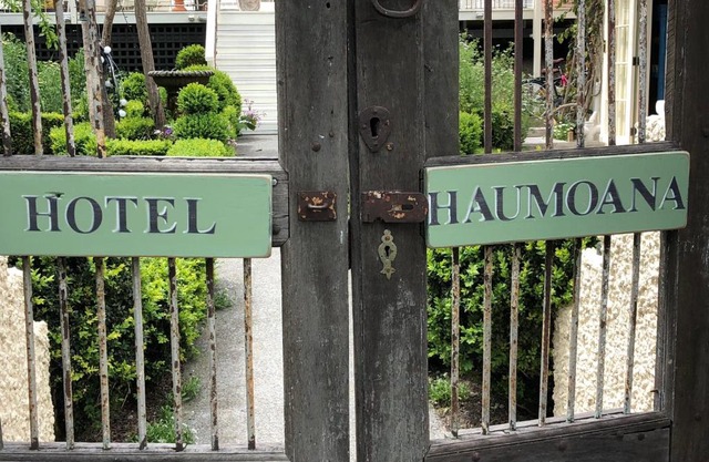Hotel Haumoana 2