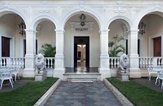 Hotel La Perla