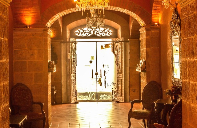 Hotel Monasterio