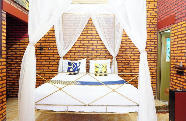 Hotel O Holy HomestayNearWisata Kopi Desa Tamansari