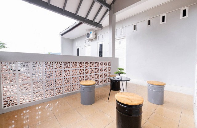 Hotel O Nareswari Guest House Syariah