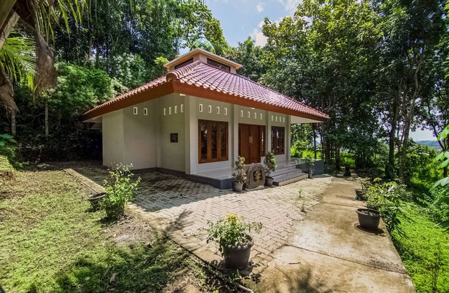 Hotel O Wisma Langen Werdhasih