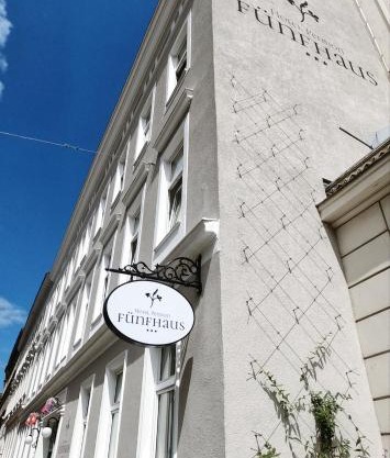 Hotel-Pension Fünfhaus