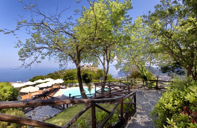 Hotel Prestige