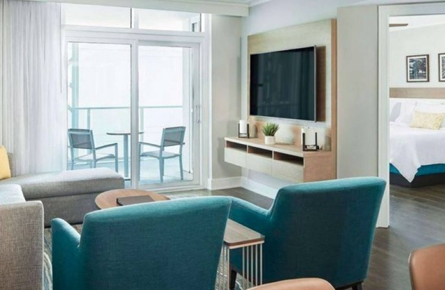 Hotel Resort In Myrtle Beach With Kitchen, Air Conditioner, Internet