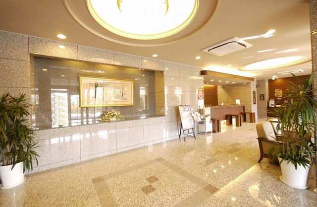 Hotel Route-Inn Dai-Ni Kameyama Inter
