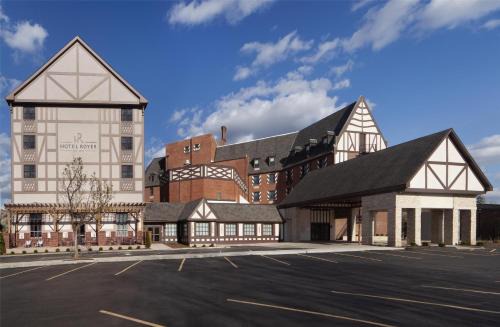 Hotel Royer Urbana Champaign, Tapestry Collection by Hilton