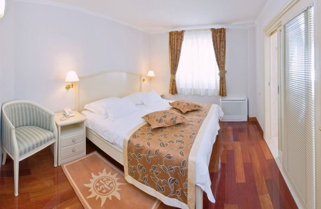 Hotel Sunceva Postelja Brela - Luxury Apartment with Balcony and Panoramic View