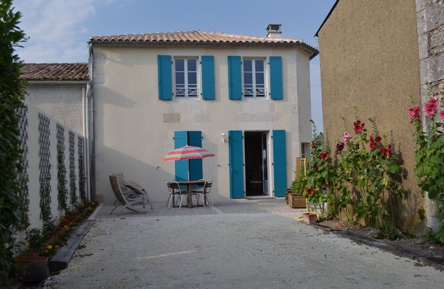 HOUSE 6 pers. Disabled Access - Gironde Estuary