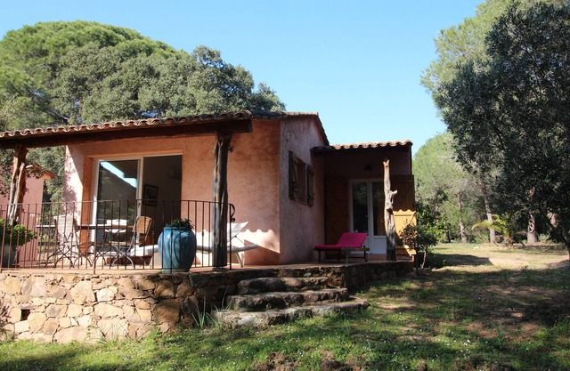 House 150 meters from the beach PALOMBAGGIA private access