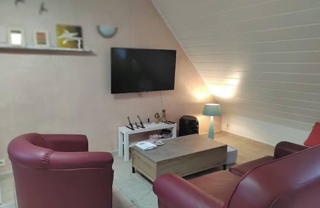 House 6 pers garden 20 Km Beach