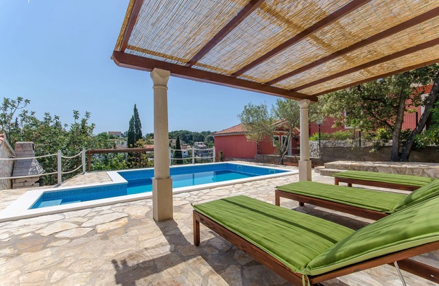 House Anima (61421-K1) - Maslinica