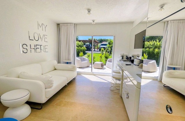 House Boat Small by Interhome