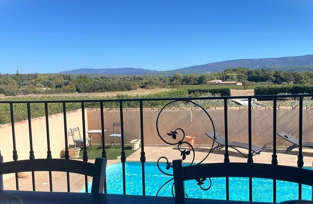 House for rent near Gordes