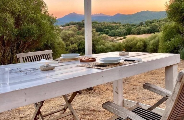 House in Luogosanto with Private Parking