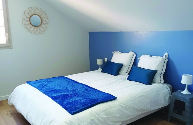 House in Saint-Mathurin sur Loire/8 pers/near Loire