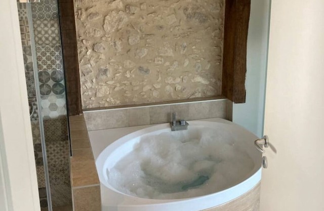 House in the green near Lake Garda with hot tub