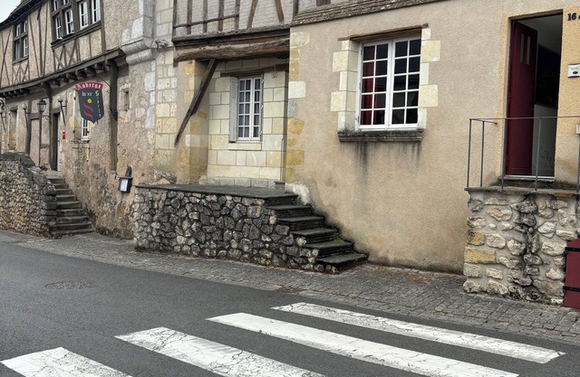 House in the village of Balzac and Calder in the heart of the Loire castles