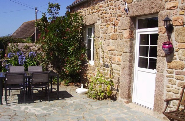 House in Vicq-sur-Mer, 2 bedrooms, pets allowed