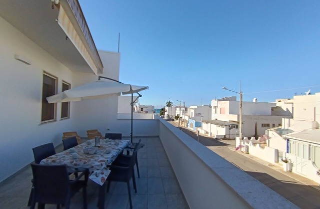 House Laura 2 100m from the sand