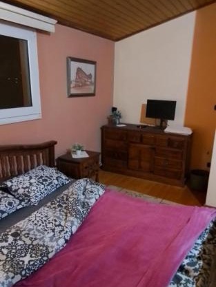 House Metro pallini 200 meter from translation 15 min to Airport read all info