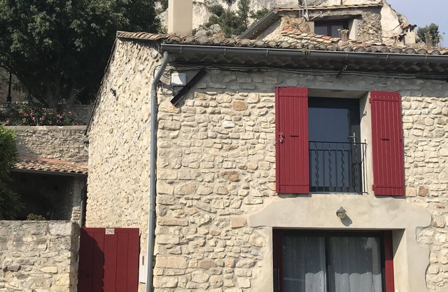 House of character in the village of Seguret