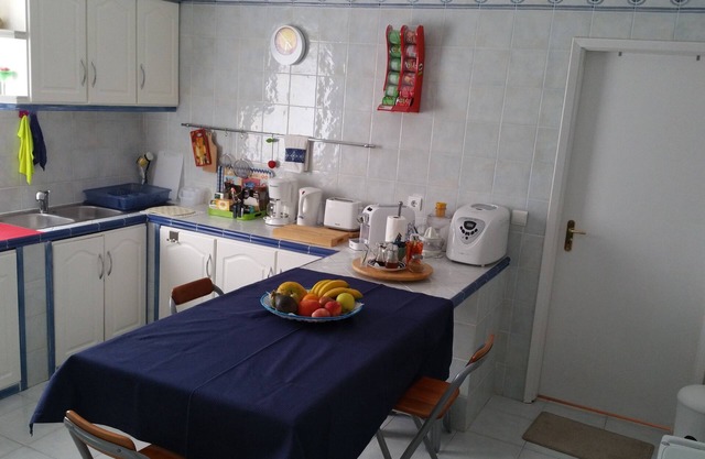 house pc com piscina interior