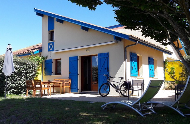 House with swimming pool in condominium