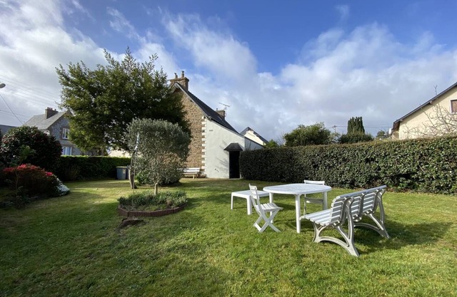 House with garden in the center of Perros-Guirec
