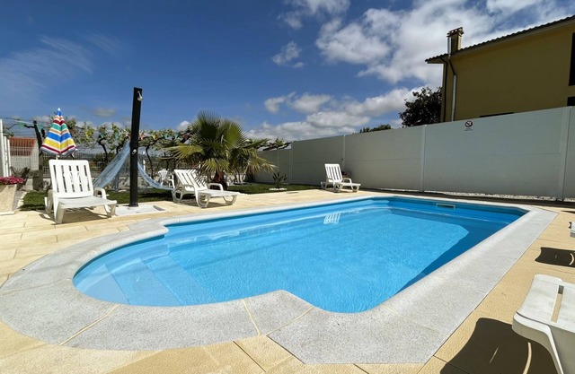 House with pool and games room