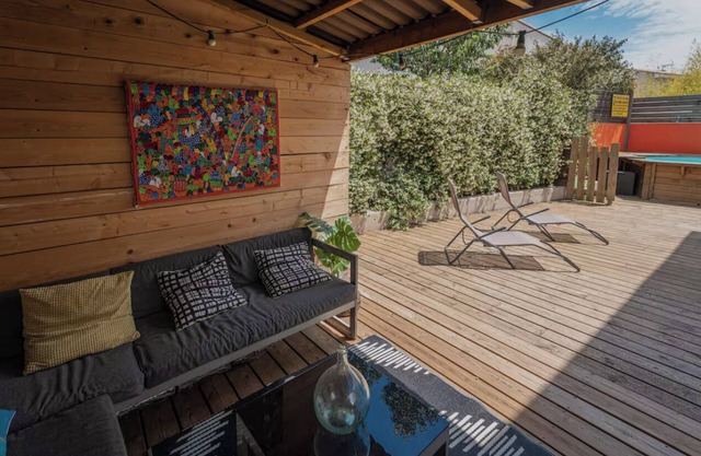 House with pool near Montpellier Plage July 12-August 2