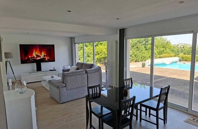 House with private pool 30 min from Toulouse