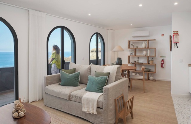 House with superb views - Lazareto Sea View