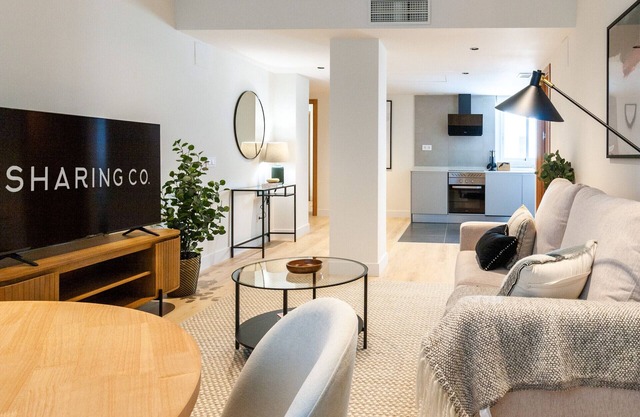 Housing Castellana X X X I I (32) by Sharing Co