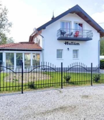 Hullám Apartman