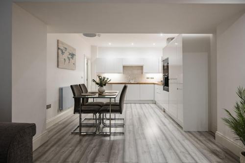 Hull City Centre Spacious Apartment - Business & Leisure stays