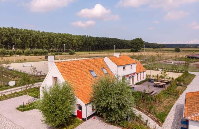 Huswell - Lady - Double room at ranch De Blauwe Zaal