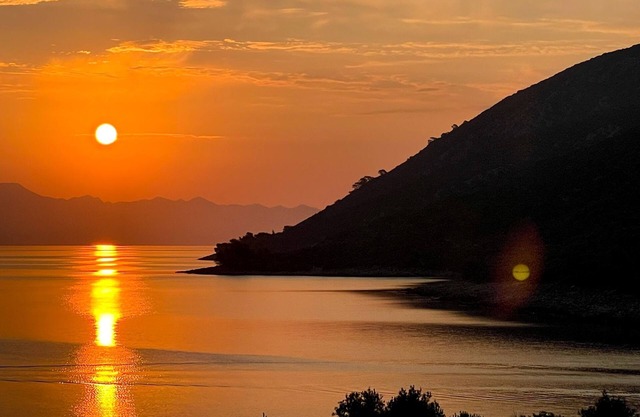 Hvar, Zarace, Cozy house with outdoor kitchen and private terrace with barbecue, 50m from beach