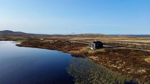 Hyggelig fiskebu ved Langrumpa fiskevann